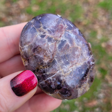 Load image into Gallery viewer, Dark amethyst Palm Stones 
