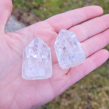 Load image into Gallery viewer, Cracked Clear Quartz Crystal Points
