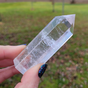 Clear Quartz Crystal Point - 3-3.5 inch