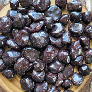 Tumbled Garnet stones