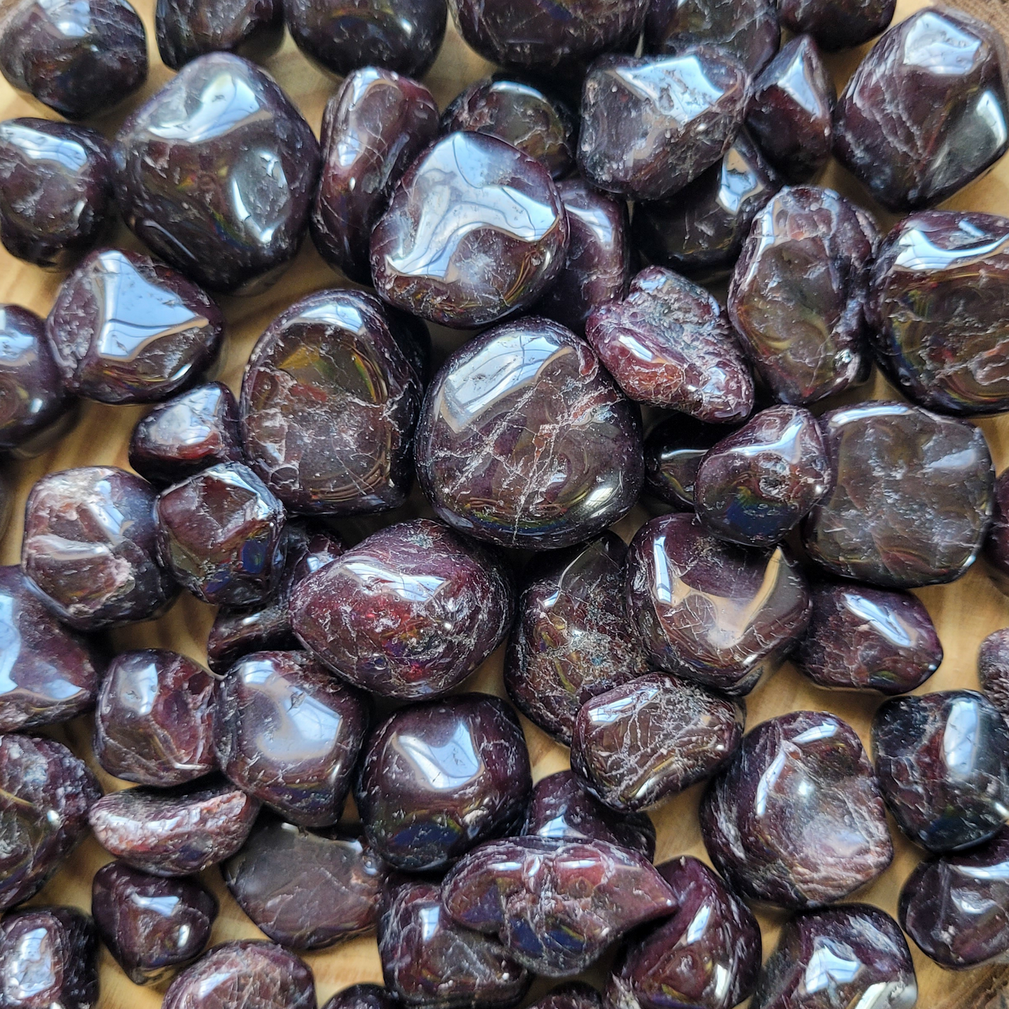 Garnet Tumbled Gemstones 
