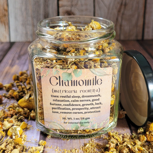 Organic Dried Chamomile Flowers - 1 oz Jar