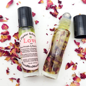 Love - Herb and Crystal Infused Oil Roller with Rose Petals and Rose Quartz Crystals - Love Spell Scent