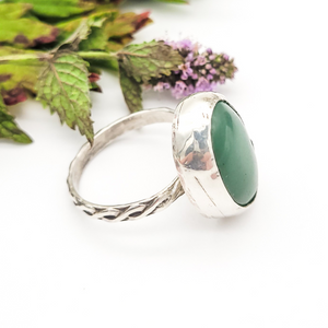 Sterling silver and green aventurine gemstone ring